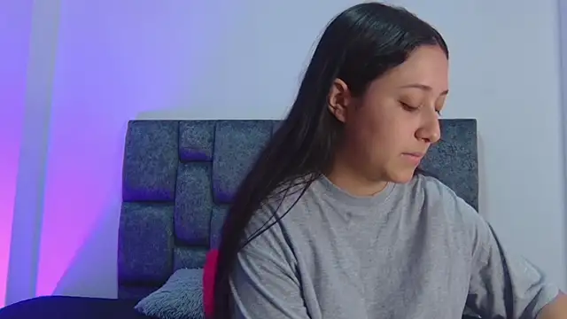 kittymonroe1 online show from December 2025 05:06:02 PM