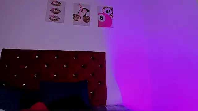 kittymonroe1 online show from July 2026 05:47:01 PM
