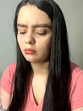 Selena Roa online show from December 2025 01:48:02 AM