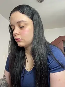 Selena Roa online show from January 2026 05:27:01 PM