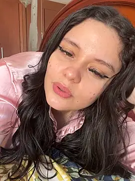 Selena Roa online show from February 2026 02:28:02 PM