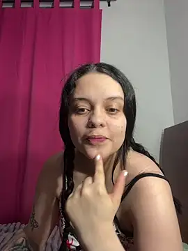 Selena Roa online show from March 2026 03:13:02 AM