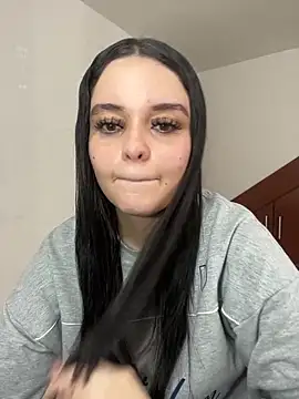 Selena Roa online show from February 2026 04:29:01 PM