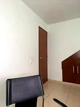 Selena Roa online show from November 2025 02:28:02 PM