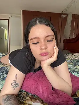 Selena Roa online show from February 2026 05:35:01 PM