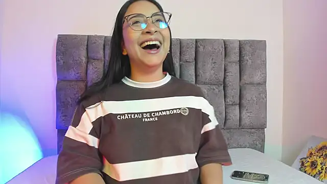 miah storm online show from October 2025 02:10:02 AM