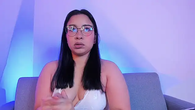 miah storm online show from November 2025 01:50:01 AM