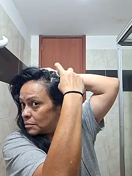 viviana-sexi online show from February 2026 06:58:01 PM