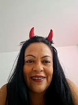 Snapshot of viviana-sexi chatting on June 2026 12:03:01 PM viviana-sexi online show from June 2026 12:03:01 PM