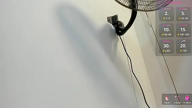 mirandaduboiss online show from June 2026 05:13:02 PM