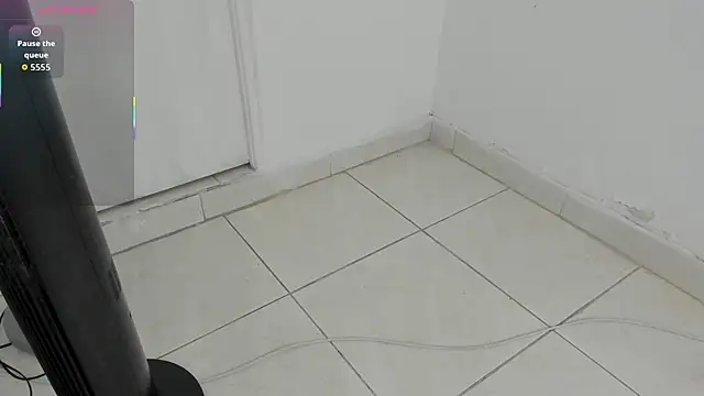 mirandaduboiss online show from April 2026 01:17:02 PM