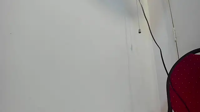 mirandaduboiss online show from June 2026 05:07:02 PM