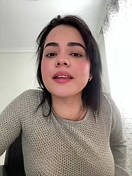 alanaof1 online show from July 2026 05:35:02 PM