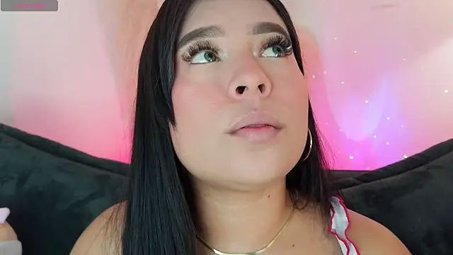 Snapshot of mia_roux1 chatting on July 2026 09:15:01 PM mia roux1 online show from July 2026 09:15:01 PM