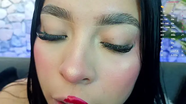 Snapshot of mia_roux1 chatting on November 2025 05:39:02 PM mia roux1 online show from November 2025 05:39:02 PM