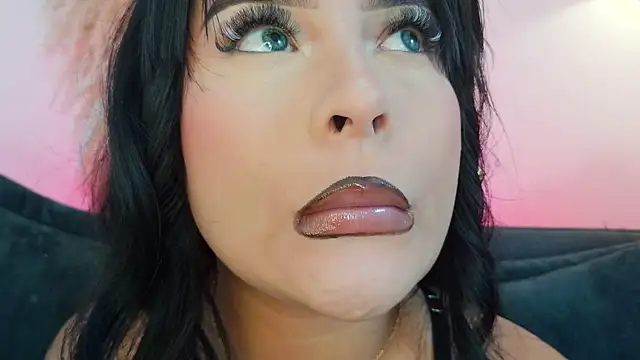 mia roux1 online show from April 2026 09:04:01 PM