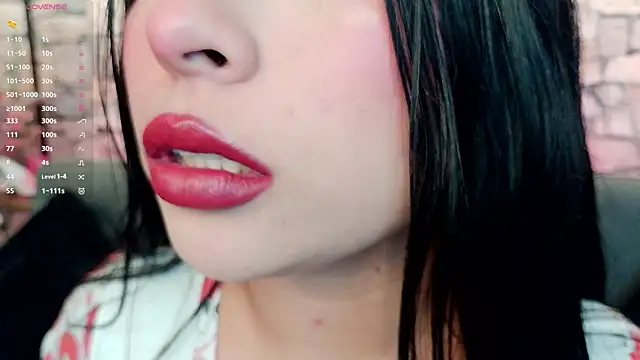 Snapshot of mia_roux1 chatting on November 2025 06:46:01 AM mia roux1 online show from November 2025 06:46:01 AM