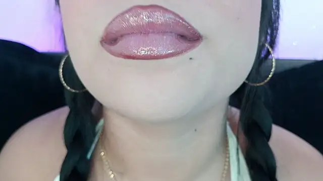 mia roux1 online show from May 2026 12:37:01 AM
