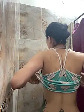 Chuchii05 online show from November 2025 03:15:02 PM