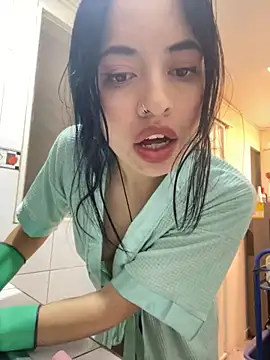 Chuchii05 online show from November 2025 05:40:01 PM