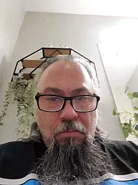 tsmack1972 online show from April 2026 02:40:02 AM