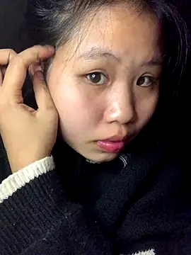 Miuu-Miuu online show from November 2025 01:43:02 PM