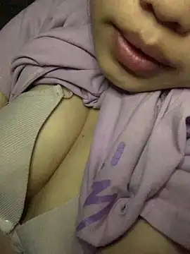 Miuu-Miuu online show from November 2025 04:54:01 PM