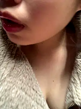 Miuu-Miuu online show from November 2025 02:15:01 AM