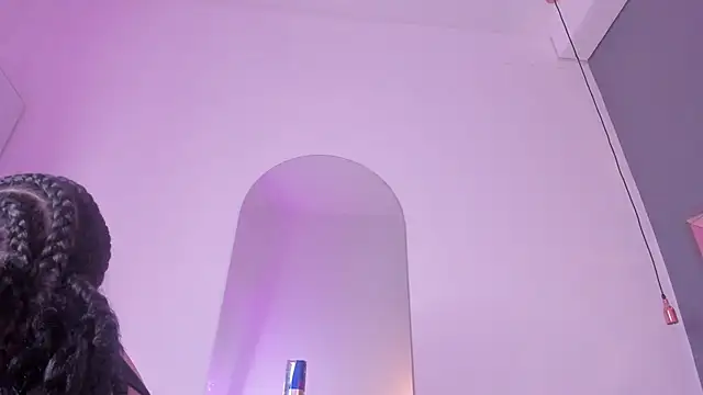 Miss ambrer  online show from February 2026 08:20:02 PM