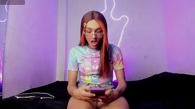 Mika  velvet online show from November 2025 08:58:02 PM