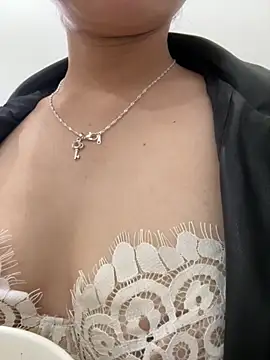 Snapshot of Hana_yukii chatting on November 2025 05:46:02 PM Hana yukii online show from November 2025 05:46:02 PM