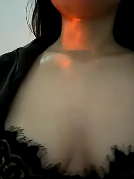 Snapshot of Hana_yukii chatting on December 2025 06:31:02 PM Hana yukii online show from December 2025 06:31:02 PM