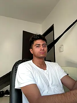 VERGALARGA120 online show from December 2025 05:40:02 PM