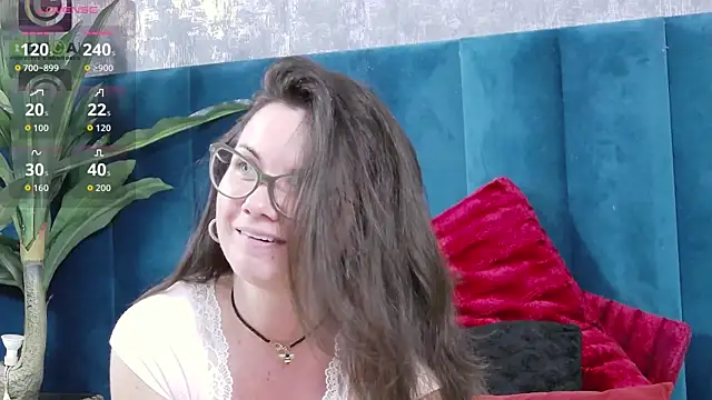 Roxie Anne online show from July 2026 05:57:01 PM