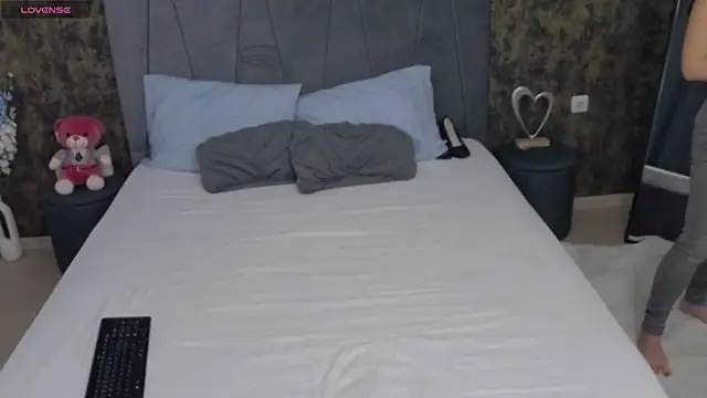 AmberMinxy online show from November 2025 06:25:02 AM