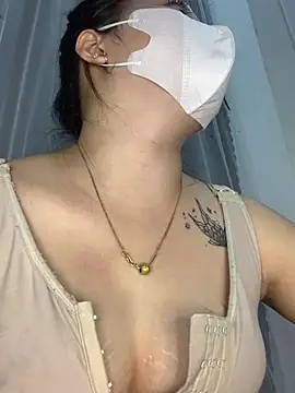 Snapshot of helo-kitty chatting on January 2026 02:20:01 PM helo-kitty online show from January 2026 02:20:01 PM