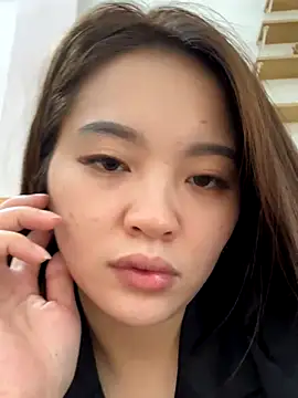 Snapshot of helo-kitty chatting on November 2025 04:17:02 AM helo-kitty online show from November 2025 04:17:02 AM