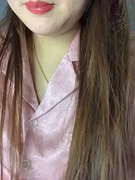 Snapshot of helo-kitty chatting on February 2026 02:04:01 PM helo-kitty online show from February 2026 02:04:01 PM