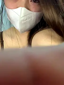 Snapshot of helo-kitty chatting on December 2025 02:59:01 PM helo-kitty online show from December 2025 02:59:01 PM