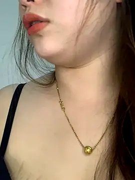 Snapshot of helo-kitty chatting on November 2025 01:59:02 PM helo-kitty online show from November 2025 01:59:02 PM