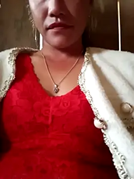 Snapshot of Phantamay chatting on October 2025 05:28:01 AM Phantamay online show from October 2025 05:28:01 AM