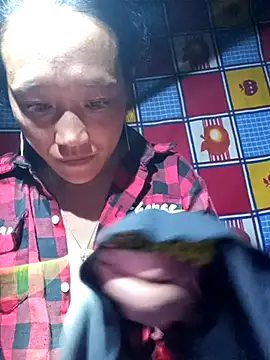 Snapshot of Phantamay chatting on November 2025 12:53:02 PM Phantamay online show from November 2025 12:53:02 PM