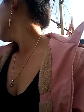 Snapshot of Phantamay chatting on October 2025 01:15:01 AM Phantamay online show from October 2025 01:15:01 AM