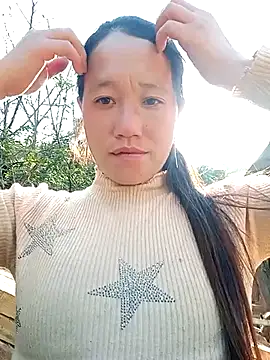 Snapshot of Phantamay chatting on November 2025 07:18:01 AM Phantamay online show from November 2025 07:18:01 AM