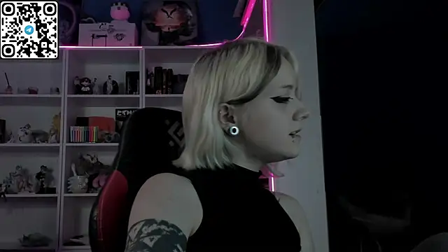 Holy Mistress S online show from June 2026 09:54:01 AM