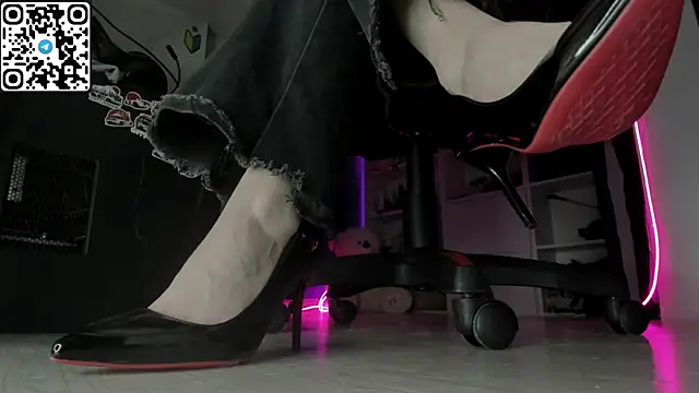 Holy Mistress S online show from May 2026 08:22:02 AM