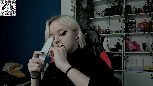 Holy Mistress S online show from December 2025 10:28:02 AM