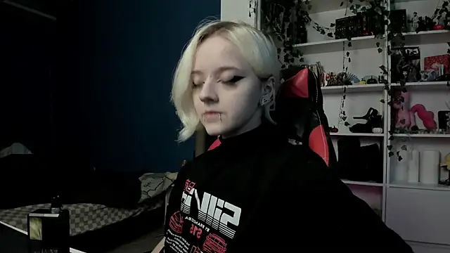 Holy Mistress S online show from November 2025 09:34:01 AM