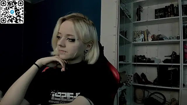 Holy Mistress S online show from December 2025 10:09:01 AM