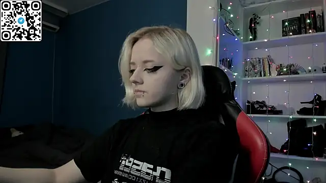 Holy Mistress S online show from December 2025 09:35:02 AM